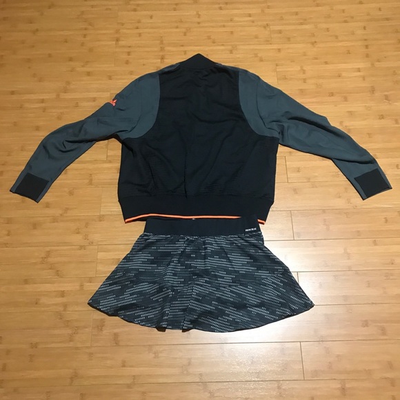 Adidas jersey top (L) and skort (M) - Picture 2 of 5